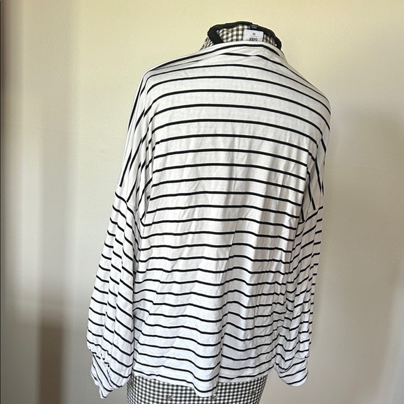 CAbi Black and White Striped long sleeve shirt - Picture 4 of 5